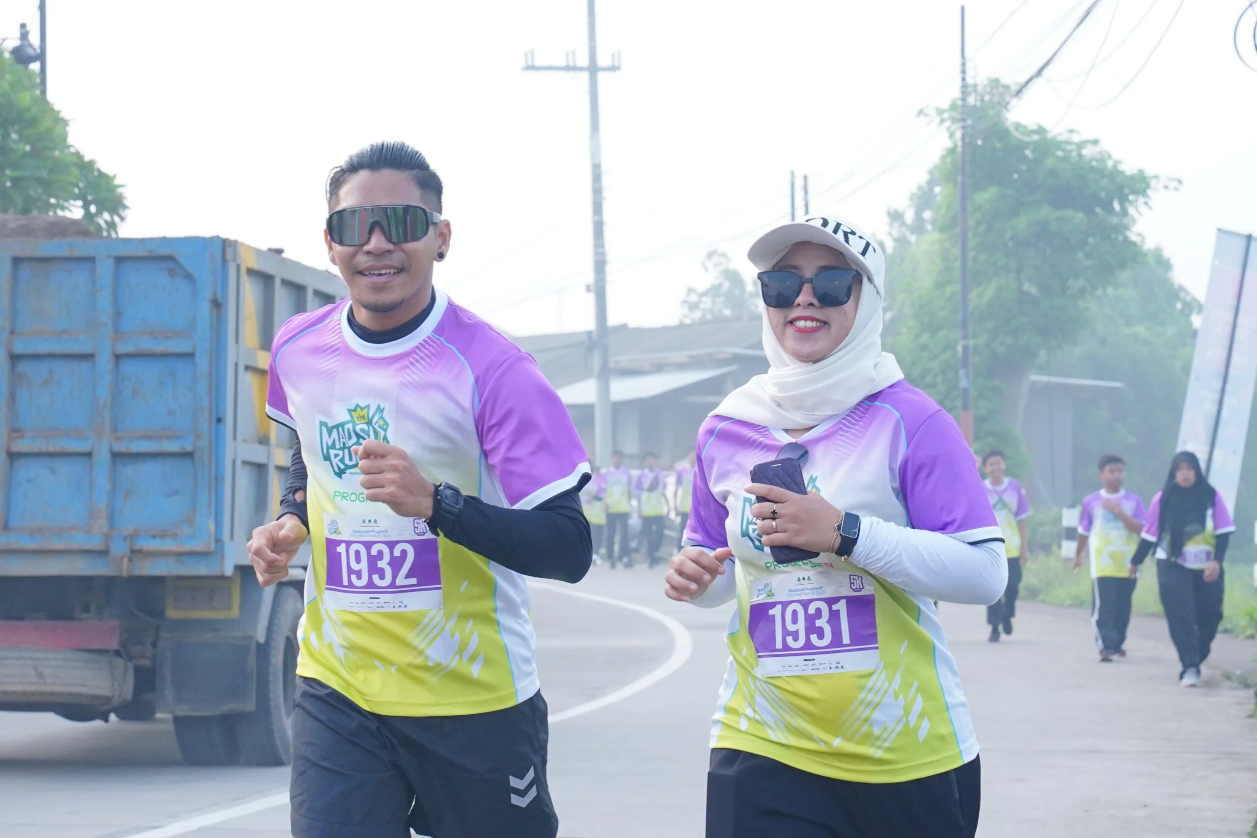 Ekspresi lelah tapi senang