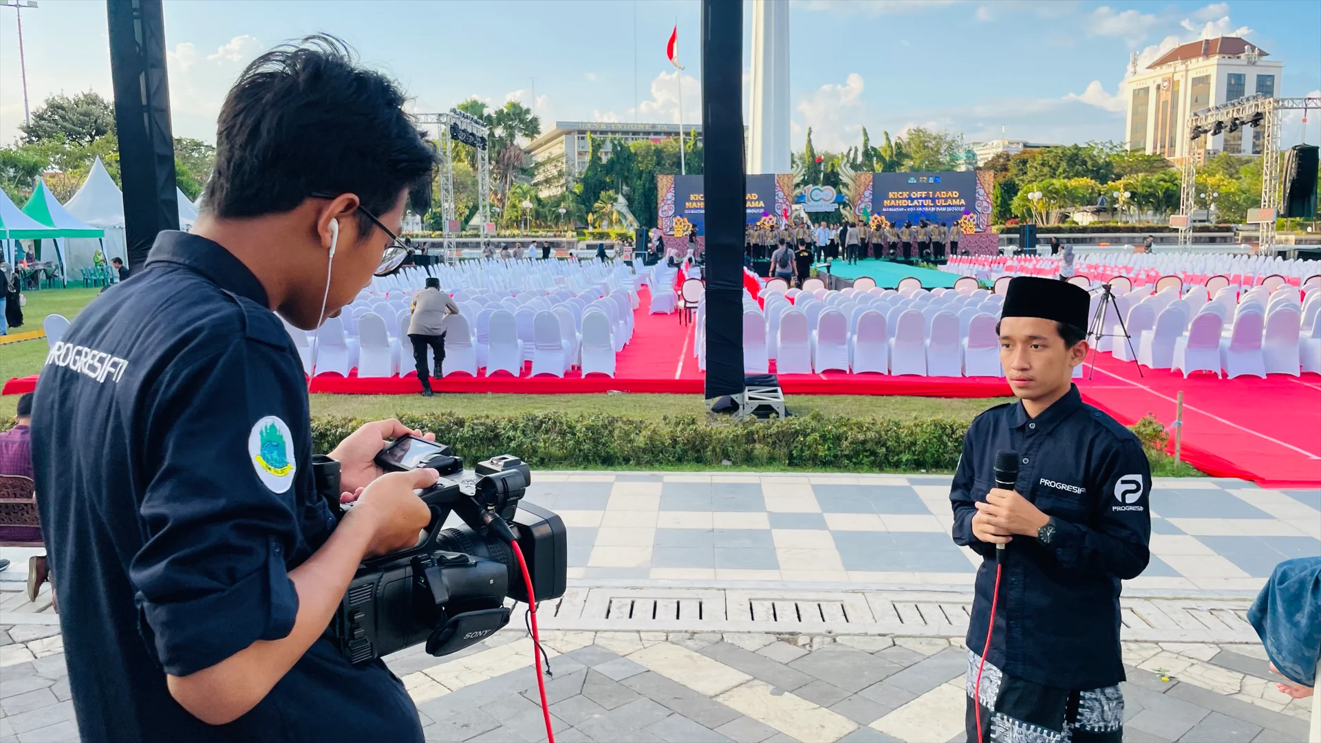 Foto Live Report Kick Off Satu Abad NU berlokasi di Surabaya - Dokumentasi Progresif TV Bumi Shalawat